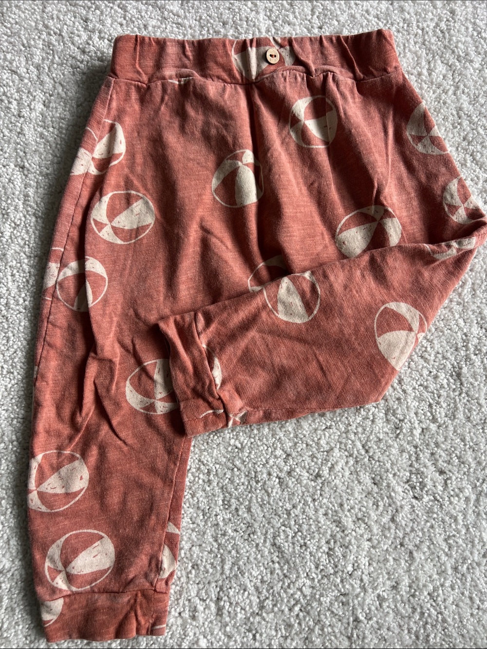 Rylee + Cru Rust Pink Beach Ball Print Kids Casual Bottoms - size 12-18 months